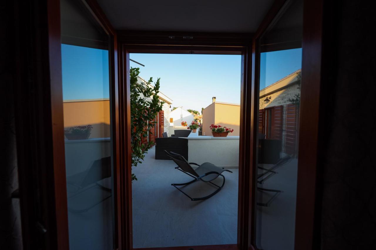 Holiday Home Mare Petrcane Exterior photo